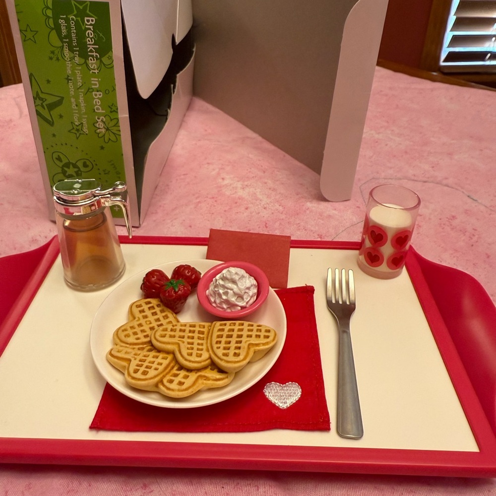 American Girl 18” Doll Play Set - Breakfast in Bed - RETIRED